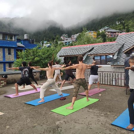 Utopia Hostels Dharamkot Mcleodganj Dharamshala Eksteriør billede