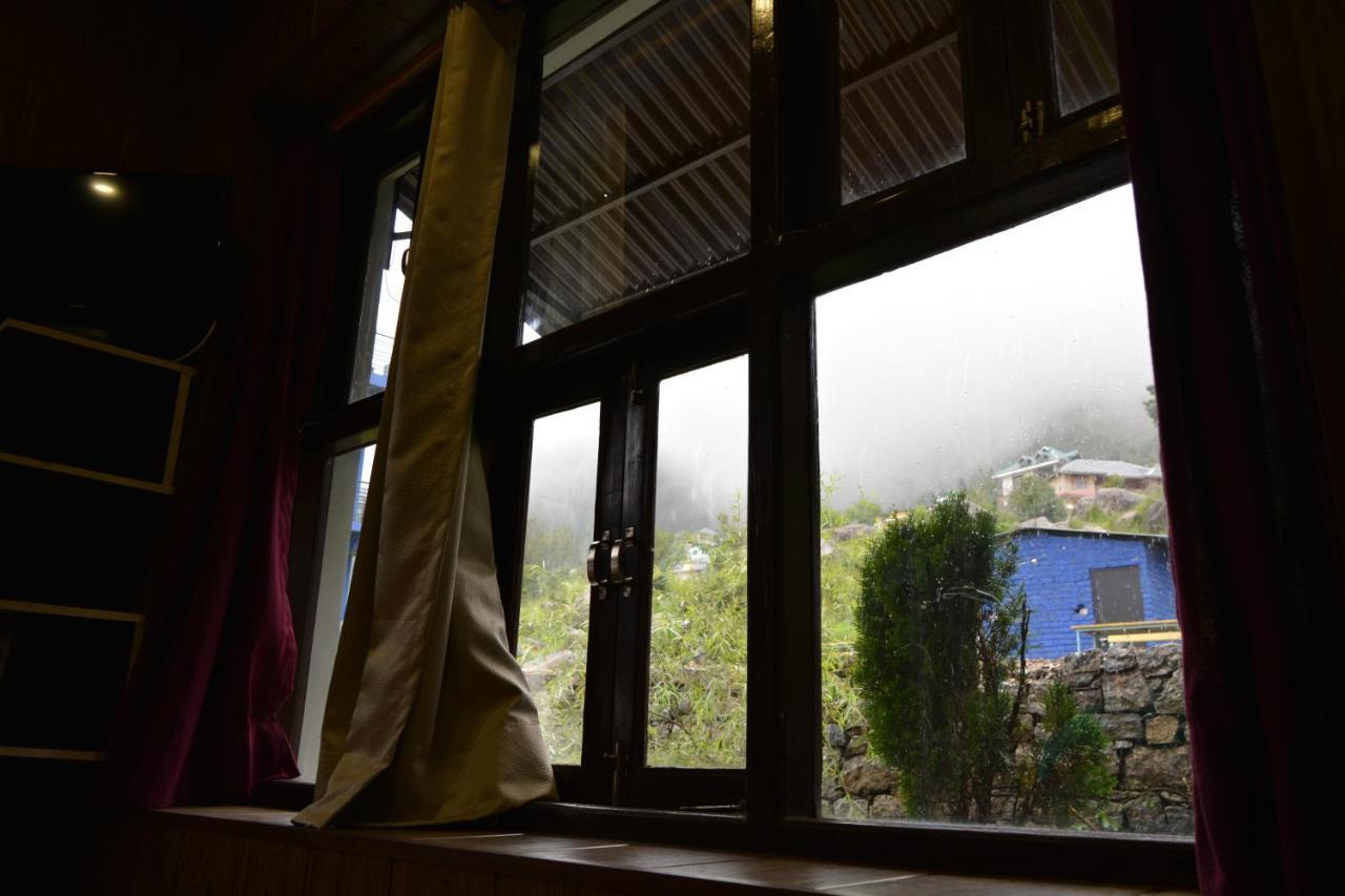 Utopia Hostels Dharamkot Mcleodganj Dharamshala Eksteriør billede