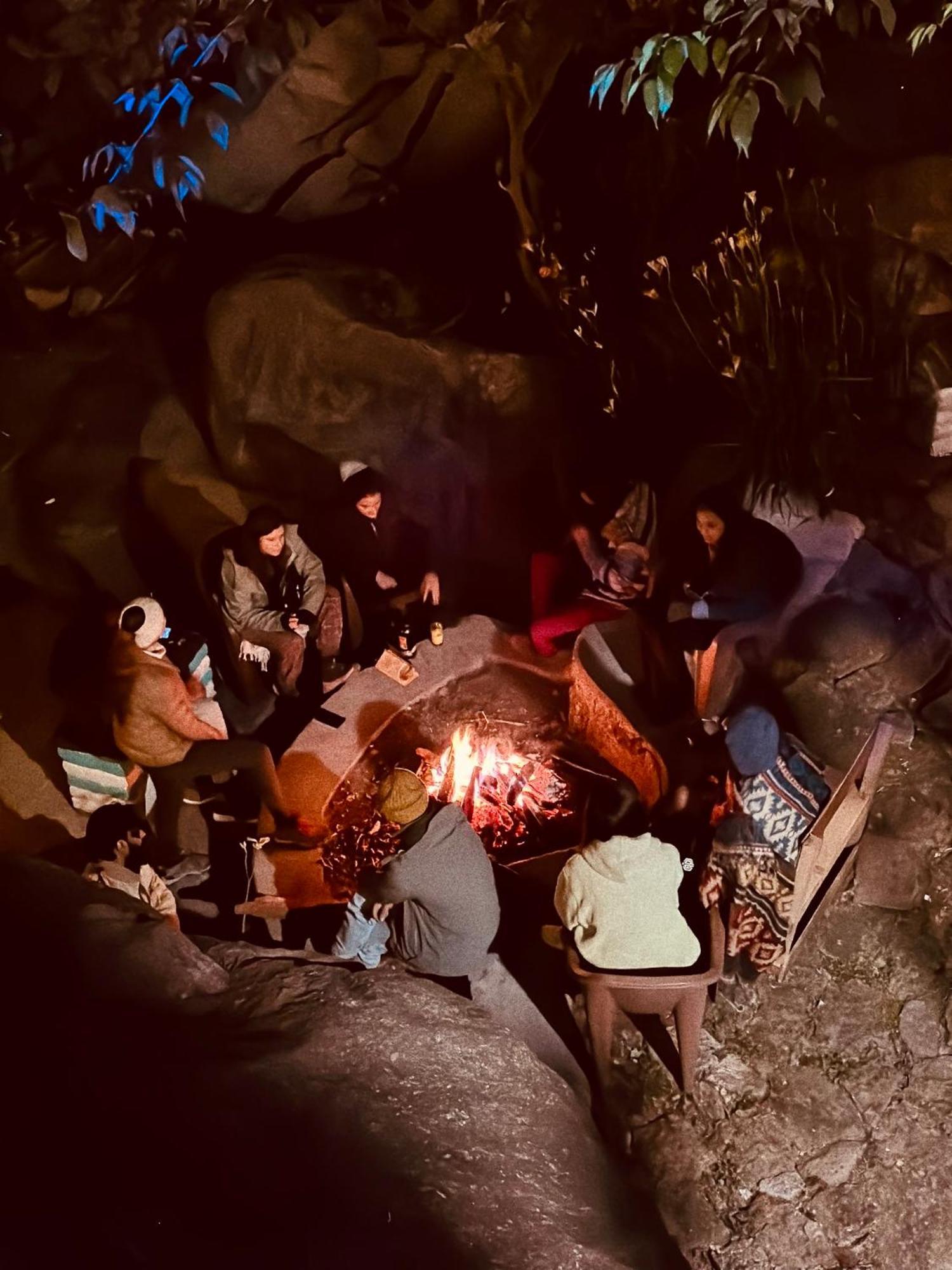 Utopia Hostels Dharamkot Mcleodganj Dharamshala Eksteriør billede