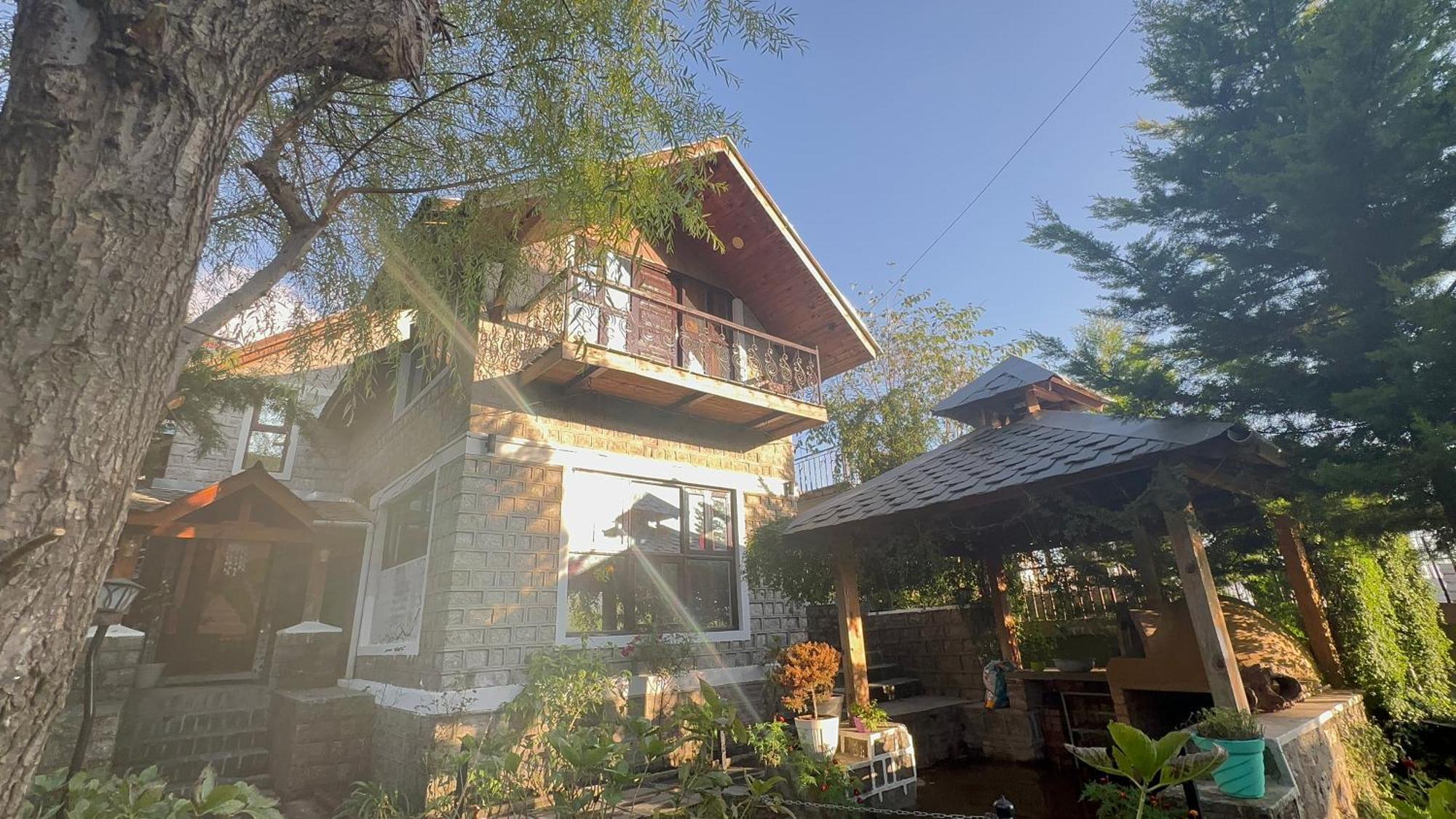Utopia Hostels Dharamkot Mcleodganj Dharamshala Eksteriør billede