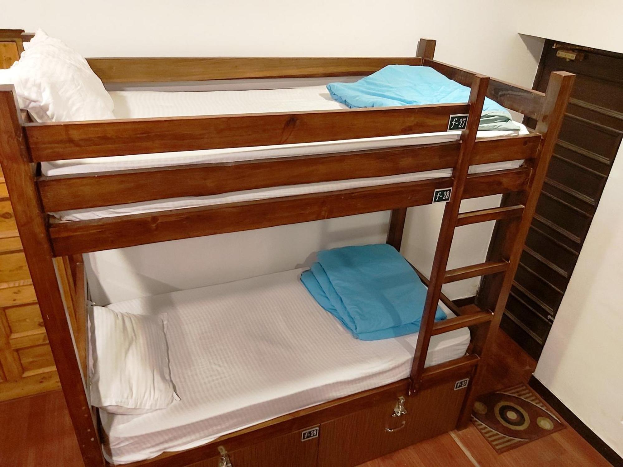 Utopia Hostels Dharamkot Mcleodganj Dharamshala Eksteriør billede