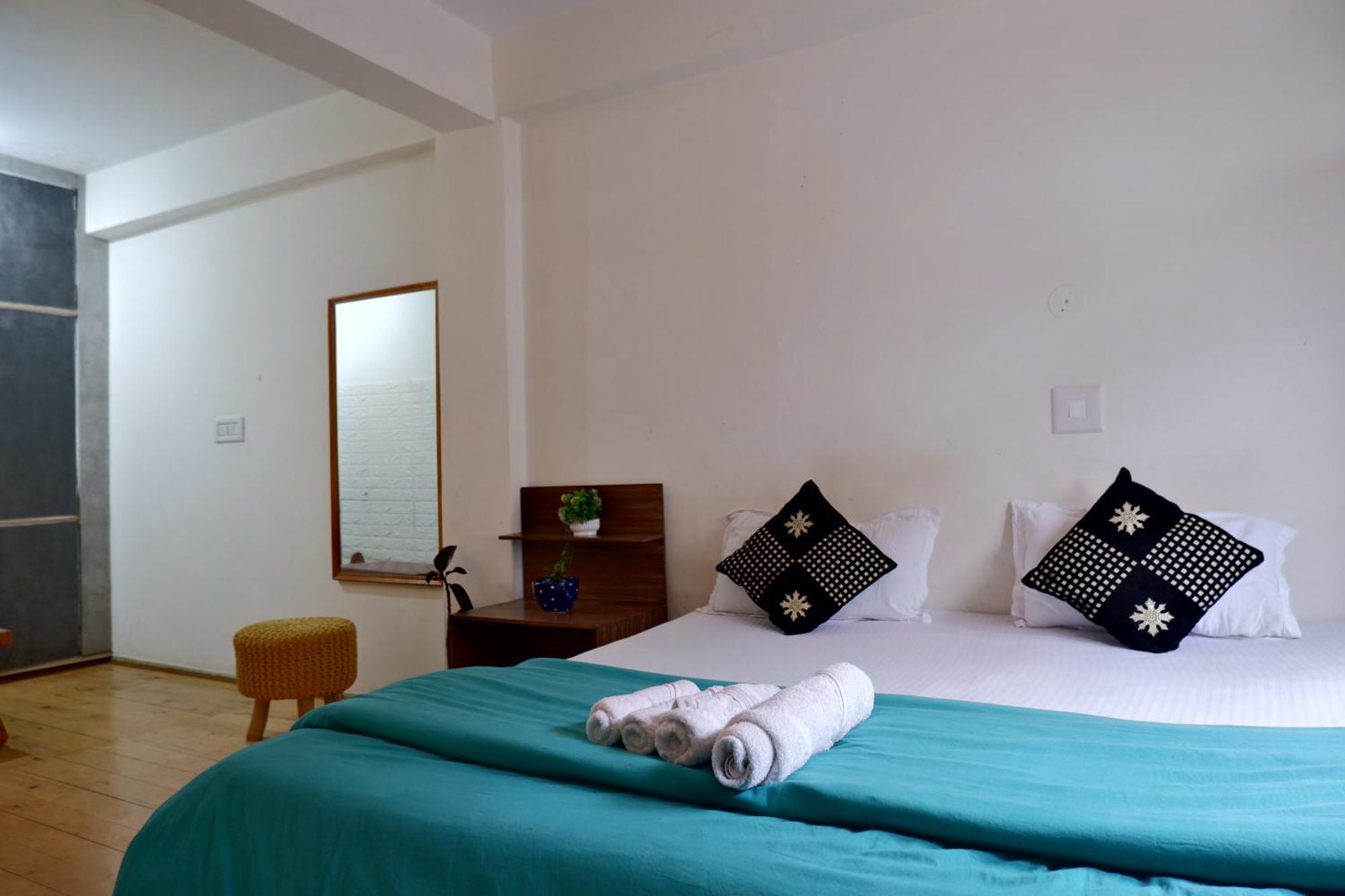 Utopia Hostels Dharamkot Mcleodganj Dharamshala Eksteriør billede