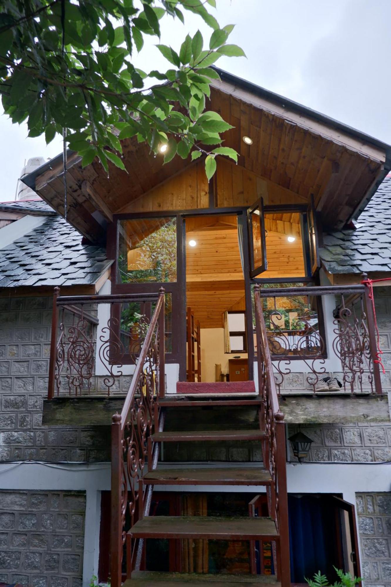 Utopia Hostels Dharamkot Mcleodganj Dharamshala Eksteriør billede