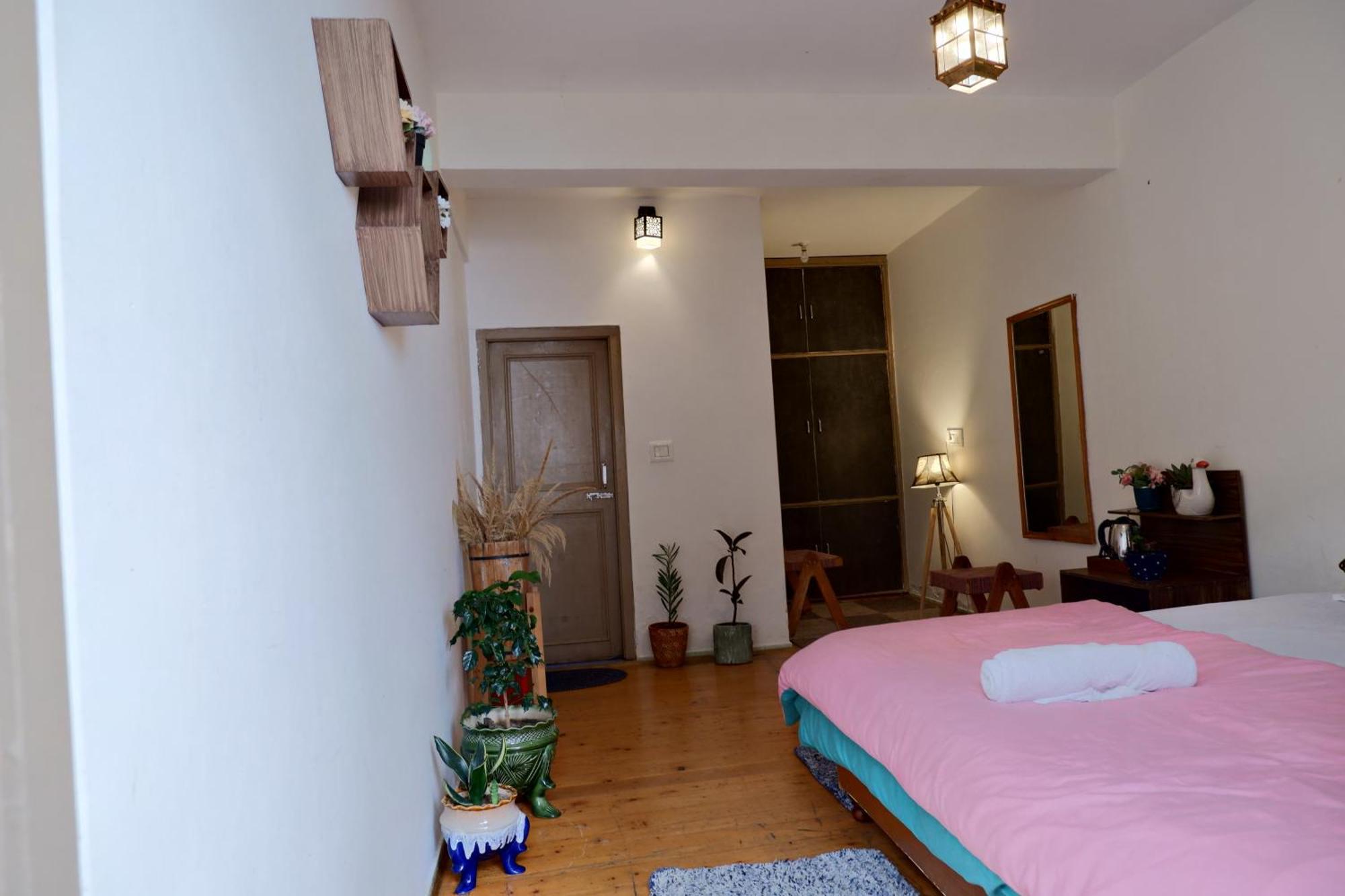 Utopia Hostels Dharamkot Mcleodganj Dharamshala Eksteriør billede