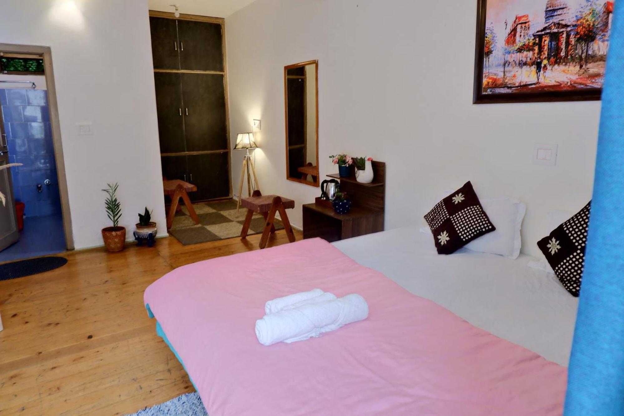 Utopia Hostels Dharamkot Mcleodganj Dharamshala Eksteriør billede