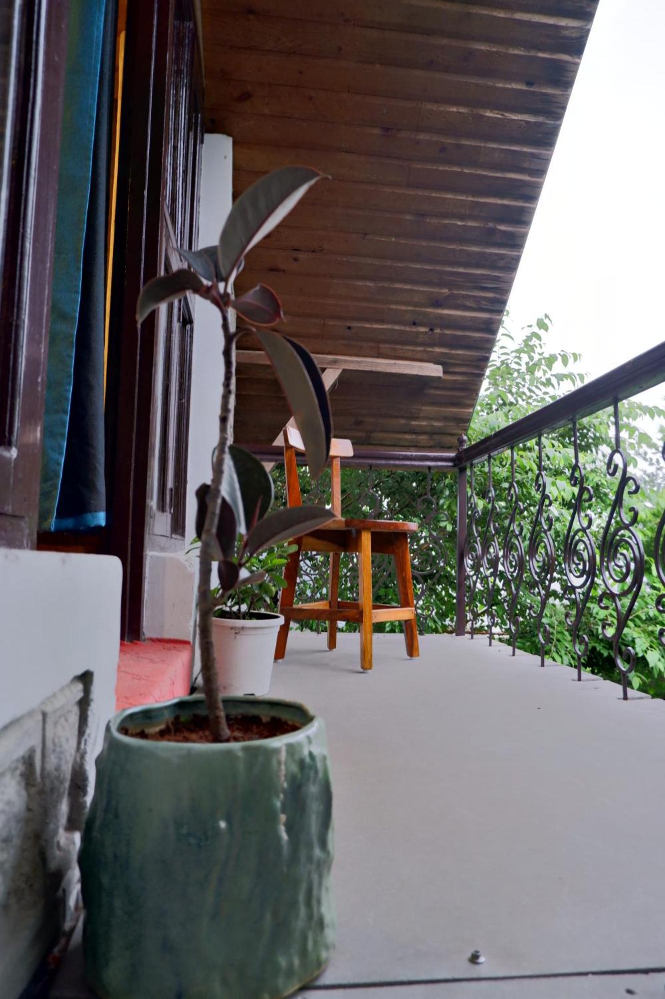 Utopia Hostels Dharamkot Mcleodganj Dharamshala Eksteriør billede